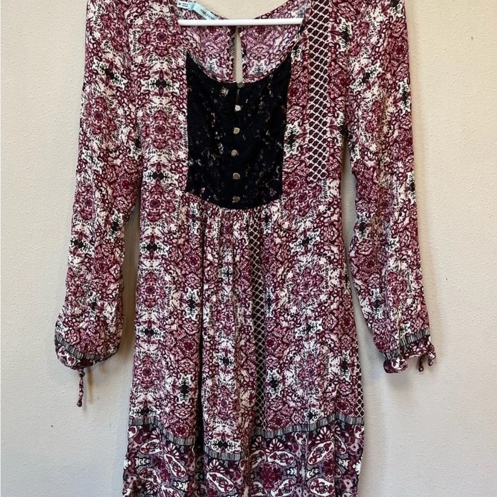 Floral Boho Dress with Split Sleeve and Black Lace Detail (Maurice’s)
